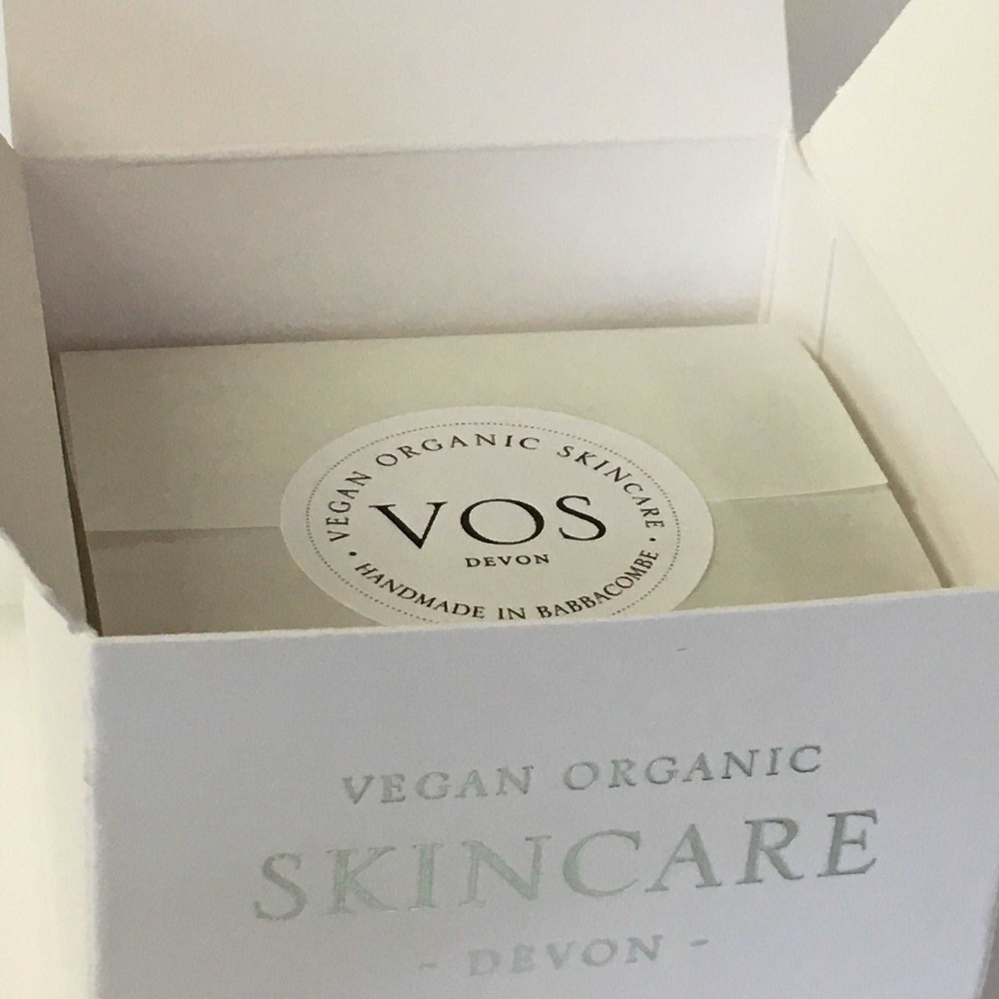 Vegan_Solid_Deodorant_Bar_Naked