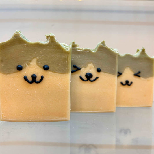 Peppermint_Cinnamon_Sweet_Orange_Vegan_Organic_Soap_VOSDevon