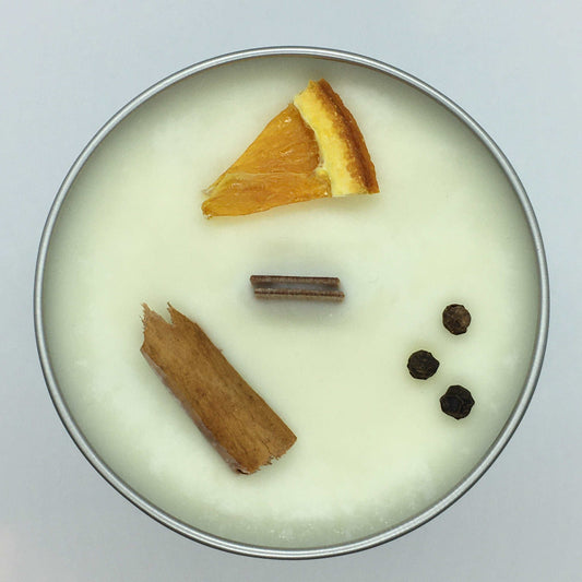 Natural vegan soy wax candle made with essential oil by VOS Devon, plastic free packaging