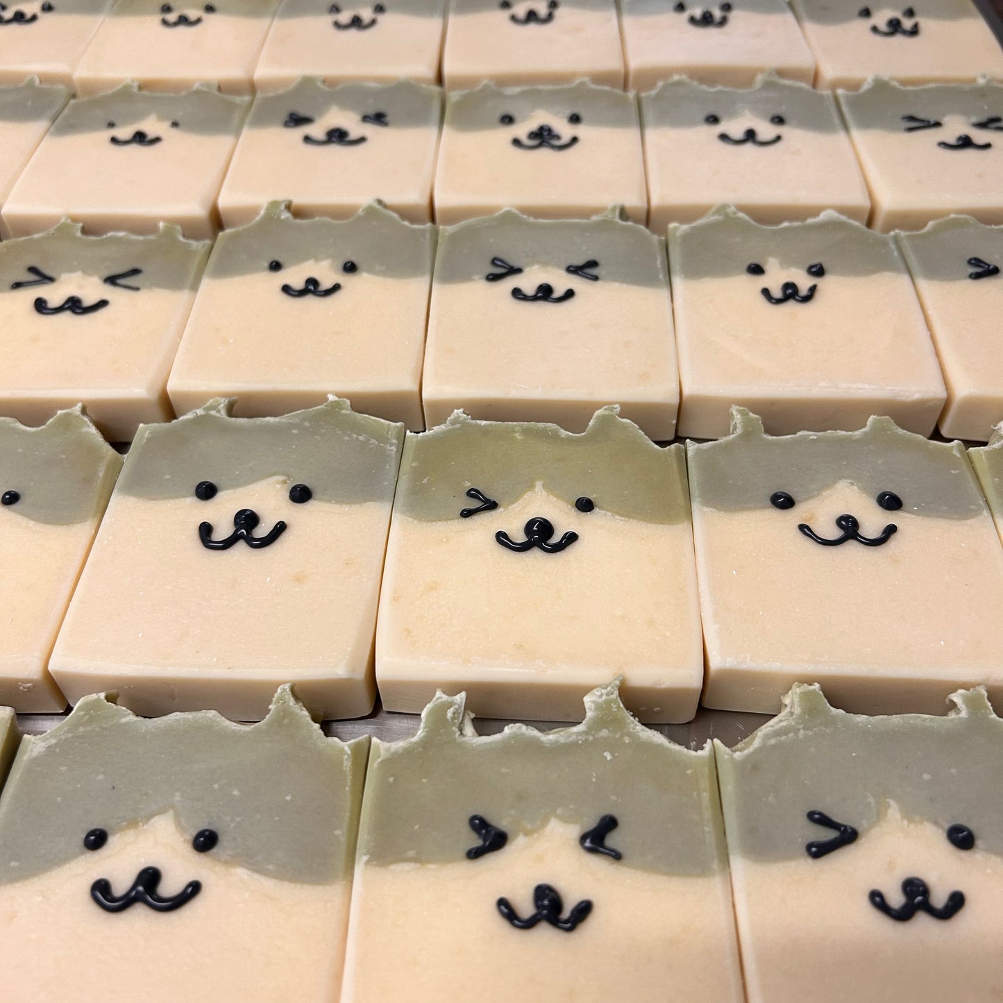 Peppermint_Cinnamon_Sweet_Orange_Vegan_Organic_Soap_VOSDevon