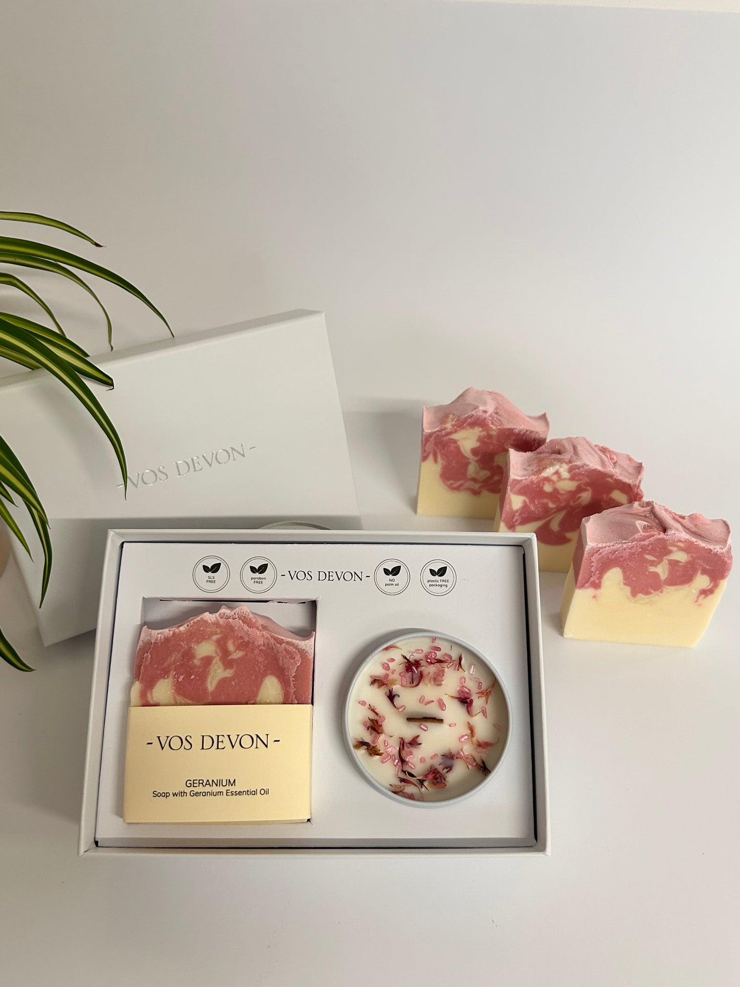 Geranium Gift - Soap & Candle