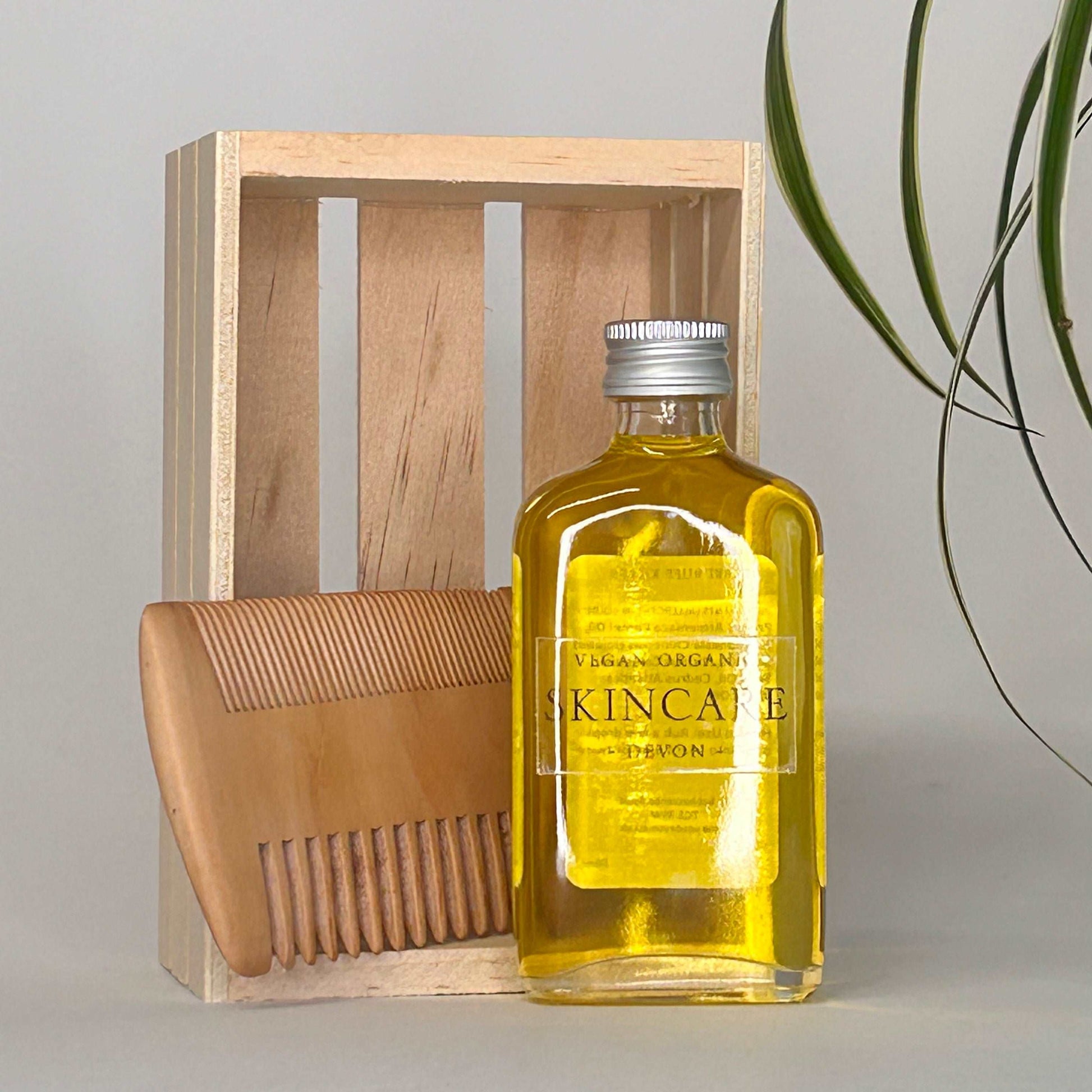 Beard Conditioner Oil & Comb Gift Set